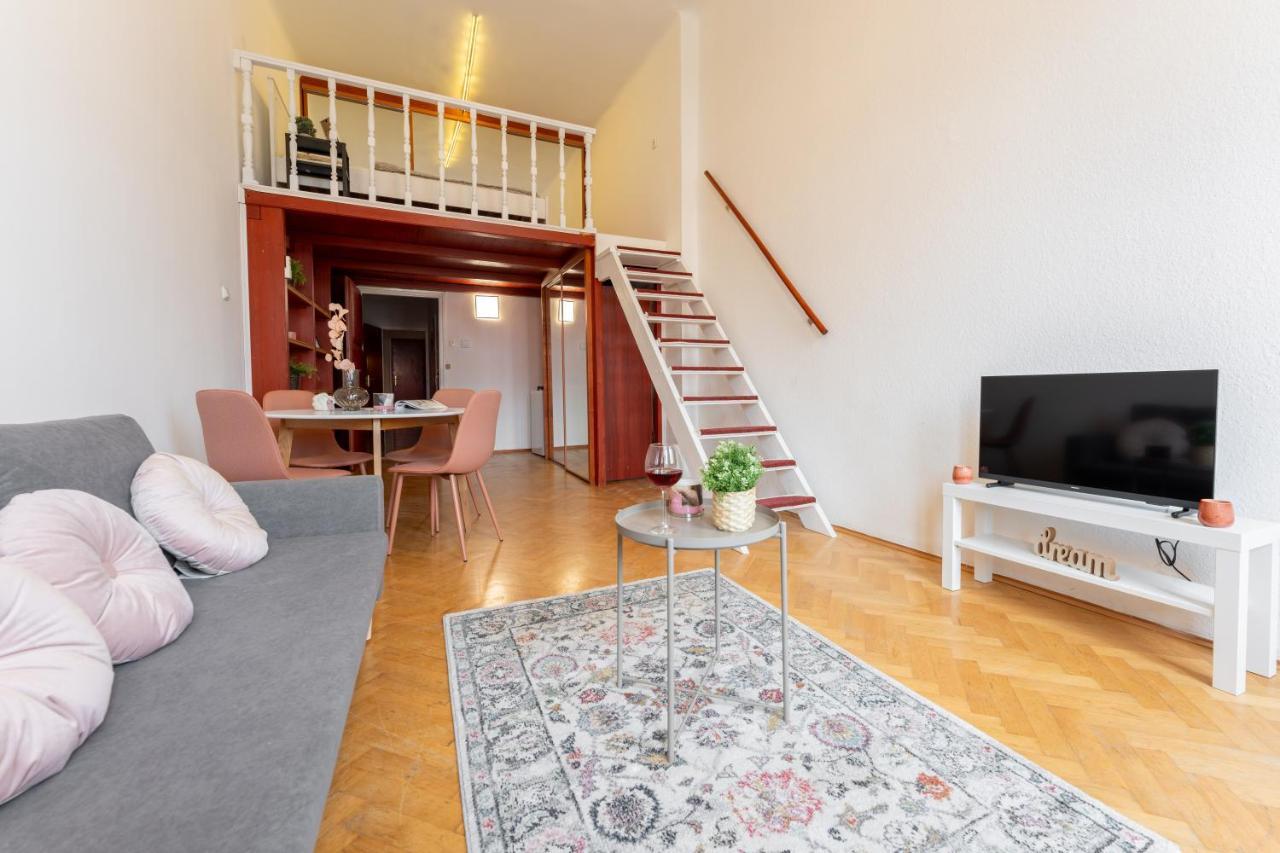 Elizabeth'S Treasure Deluxe Apartment Budapest Ngoại thất bức ảnh