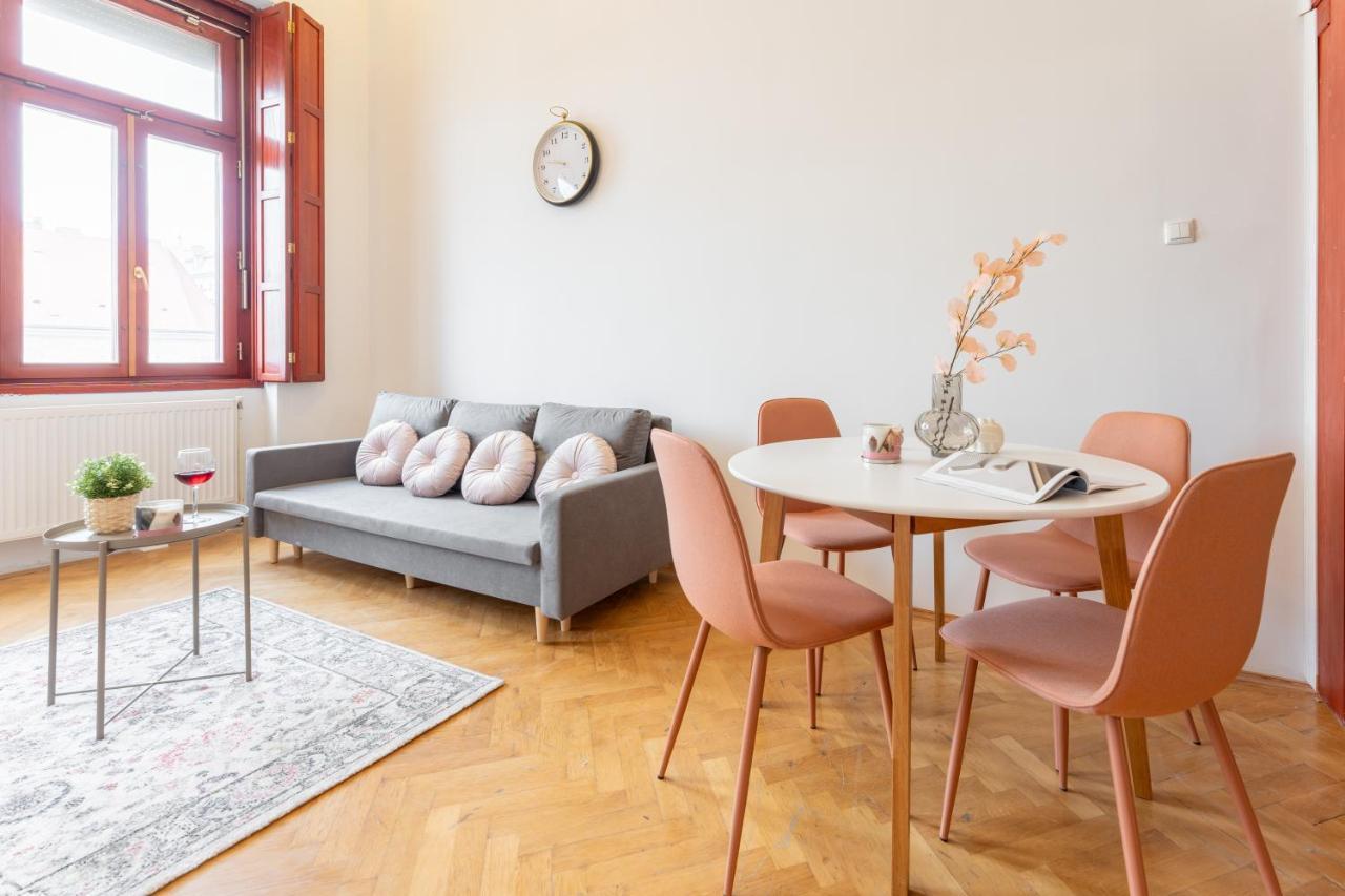 Elizabeth'S Treasure Deluxe Apartment Budapest Ngoại thất bức ảnh