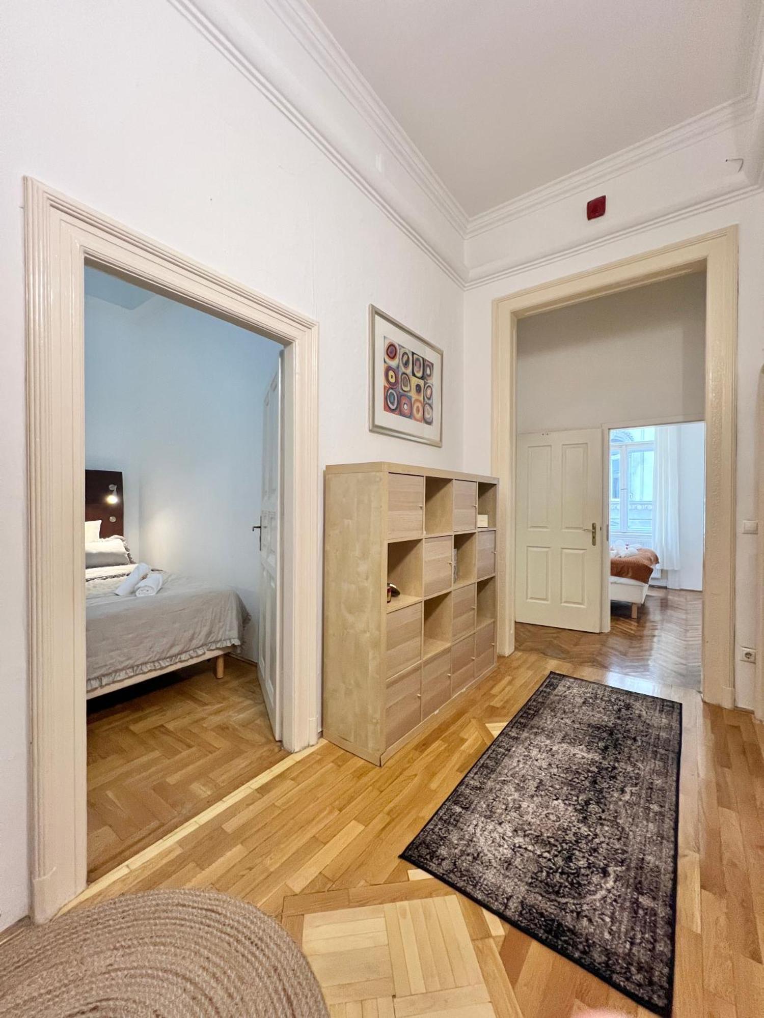Elizabeth'S Treasure Deluxe Apartment Budapest Ngoại thất bức ảnh